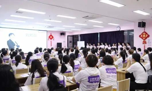 想加盟家政公司，這六大關(guān)鍵問題你必須要知道